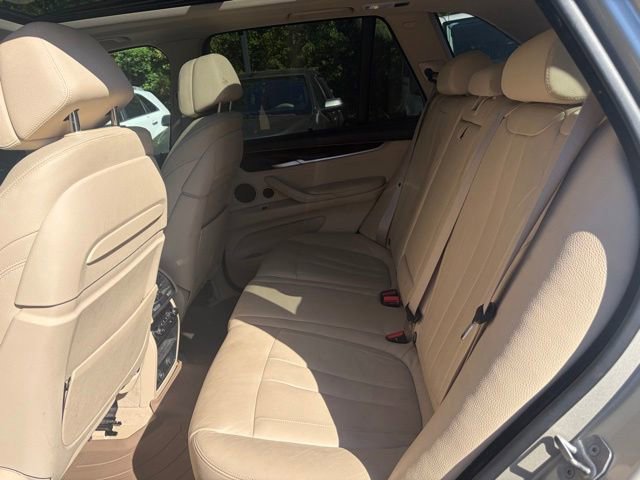 Used 2015 BMW X5 xDrive50i AWD/4WD image 16
