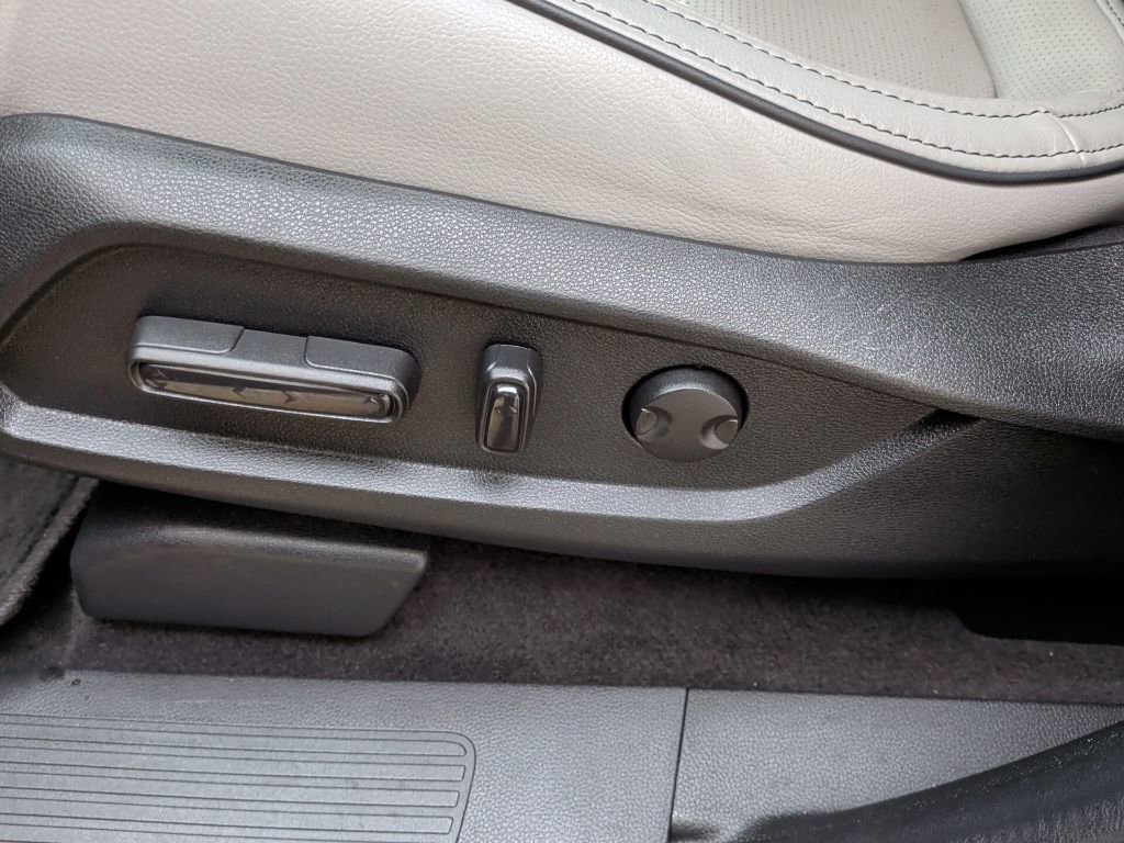 Certified 2023 Honda Pilot Elite image 14