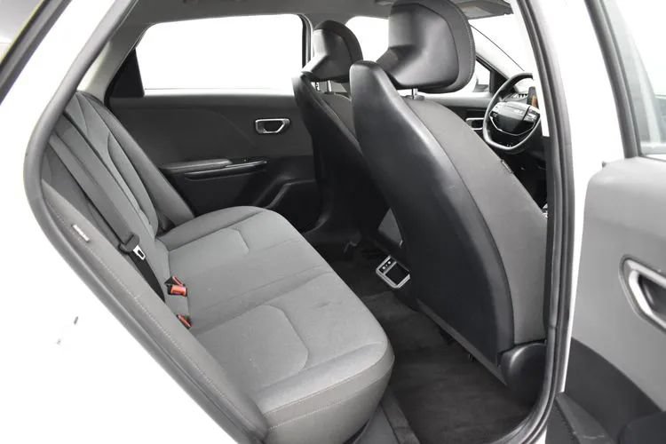 Used 2025 Kia K4 FWD image 17