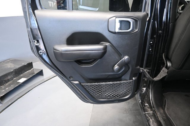 Used 2019 Jeep Wrangler Unlimited Sport AWD/4WD image 12
