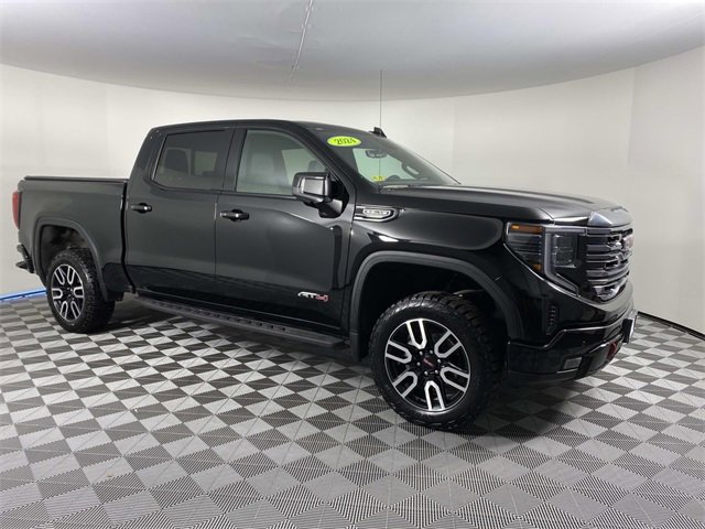 Used 2024 GMC Sierra 1500 AT4 w/ Technology Package image 1