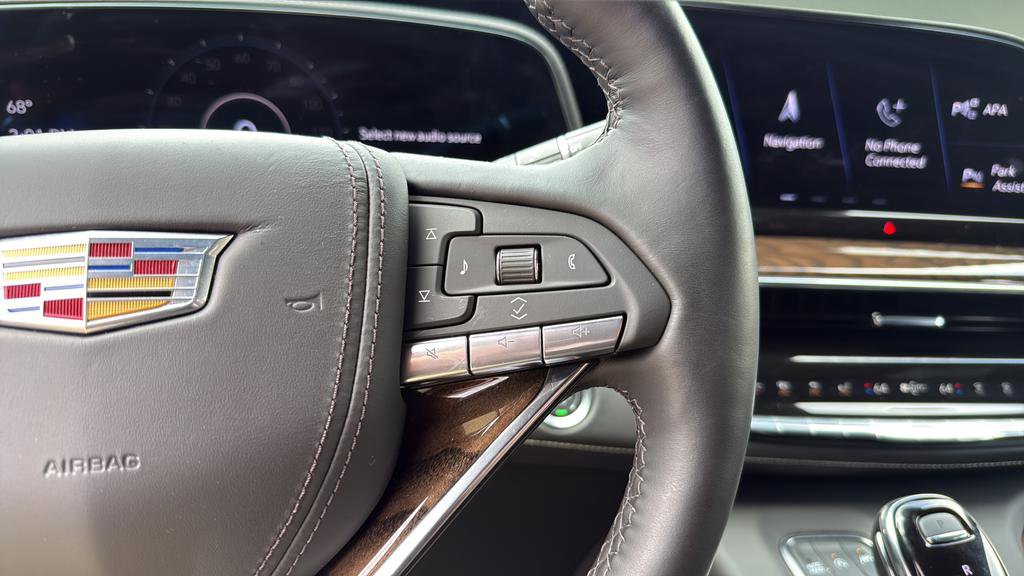 Certified 2024 Cadillac Escalade ESV Sport Platinum w/ LPO, ONYX Package AWD/4WD image 36