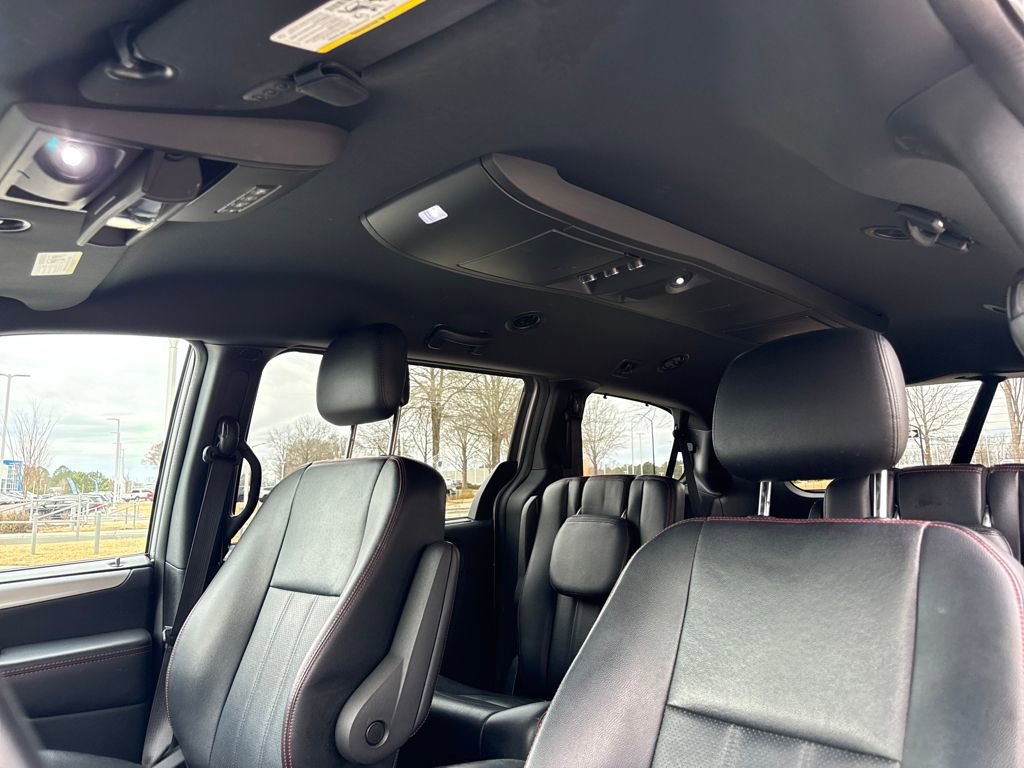 Used 2015 Dodge Grand Caravan R/T w/ Driver Convenience Group image 25