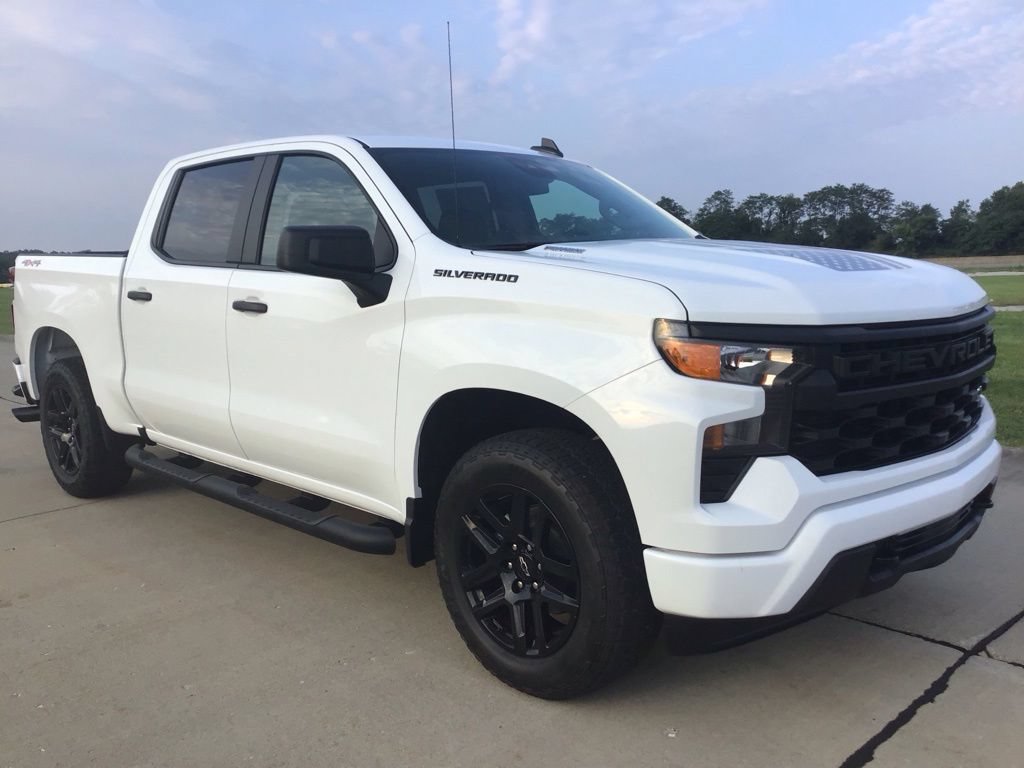 New 2026 Chevrolet Silverado 1500 Custom AWD/4WD image 1