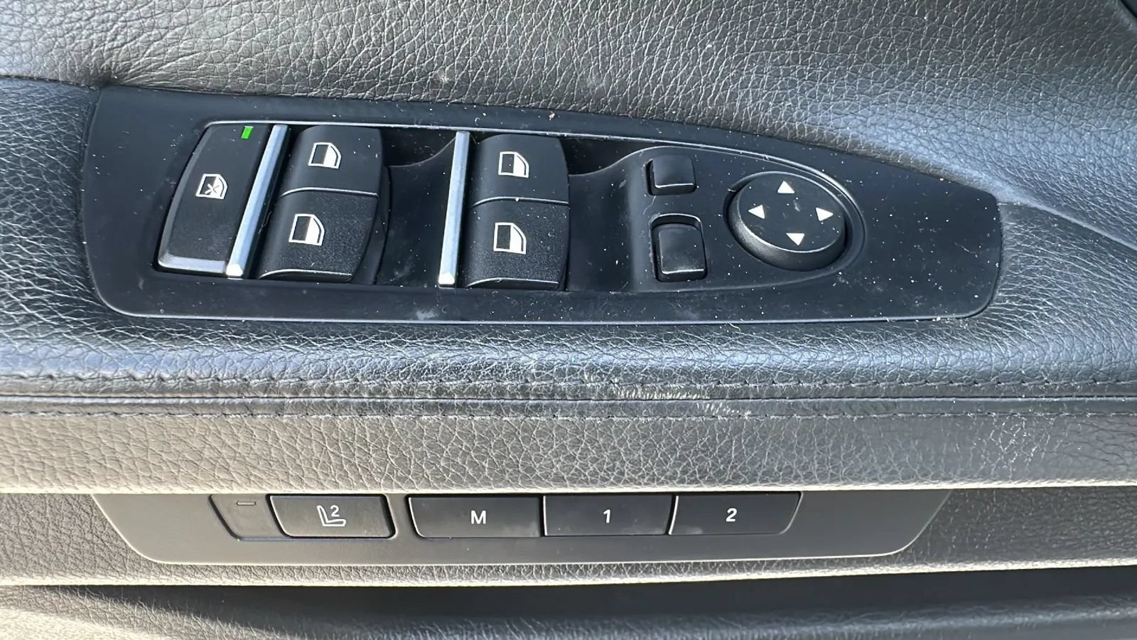 Used 2014 BMW 740i RWD image 34