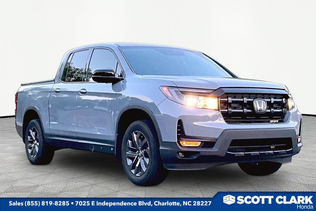 Used 2024 Honda Ridgeline Sport image 1