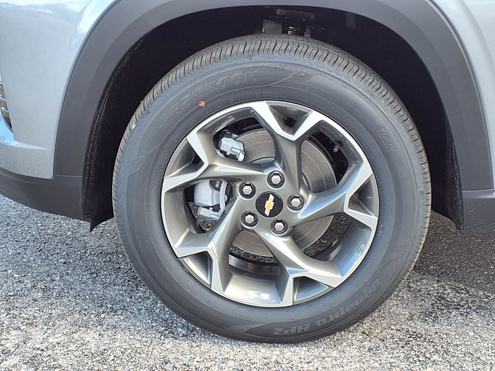 New 2026 Chevrolet Trax LT w/ Driver Confidence Package image 22