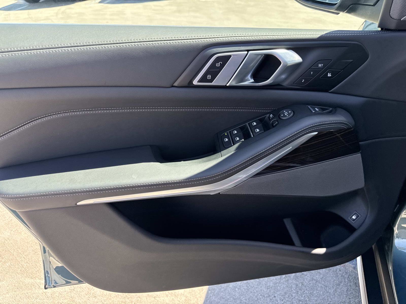 Used 2026 BMW X5 xDrive50e image 14