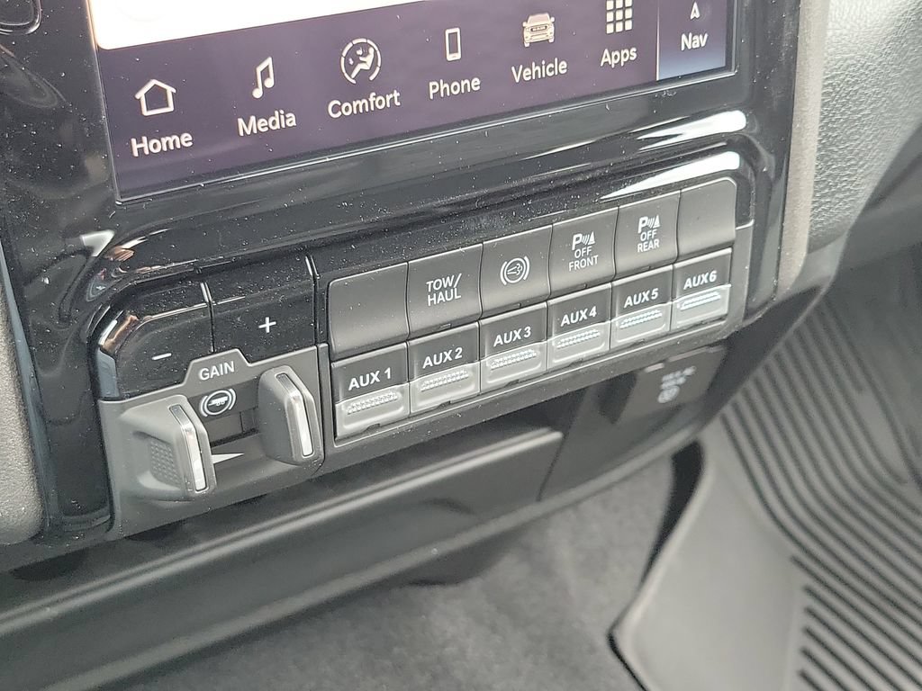 New 2026 RAM 3500 Tradesman AWD/4WD image 13