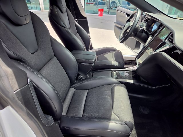 Used 2018 Tesla Model S 75D AWD/4WD image 25