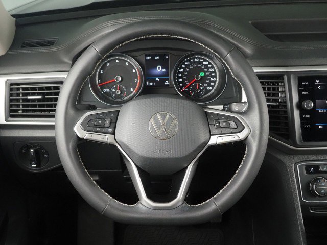 Used 2021 Volkswagen Atlas SE w/ Technology Package w/ Panoramic Sunroof Package image 16