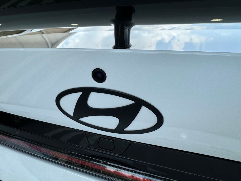 New 2025 Hyundai Elantra N image 18