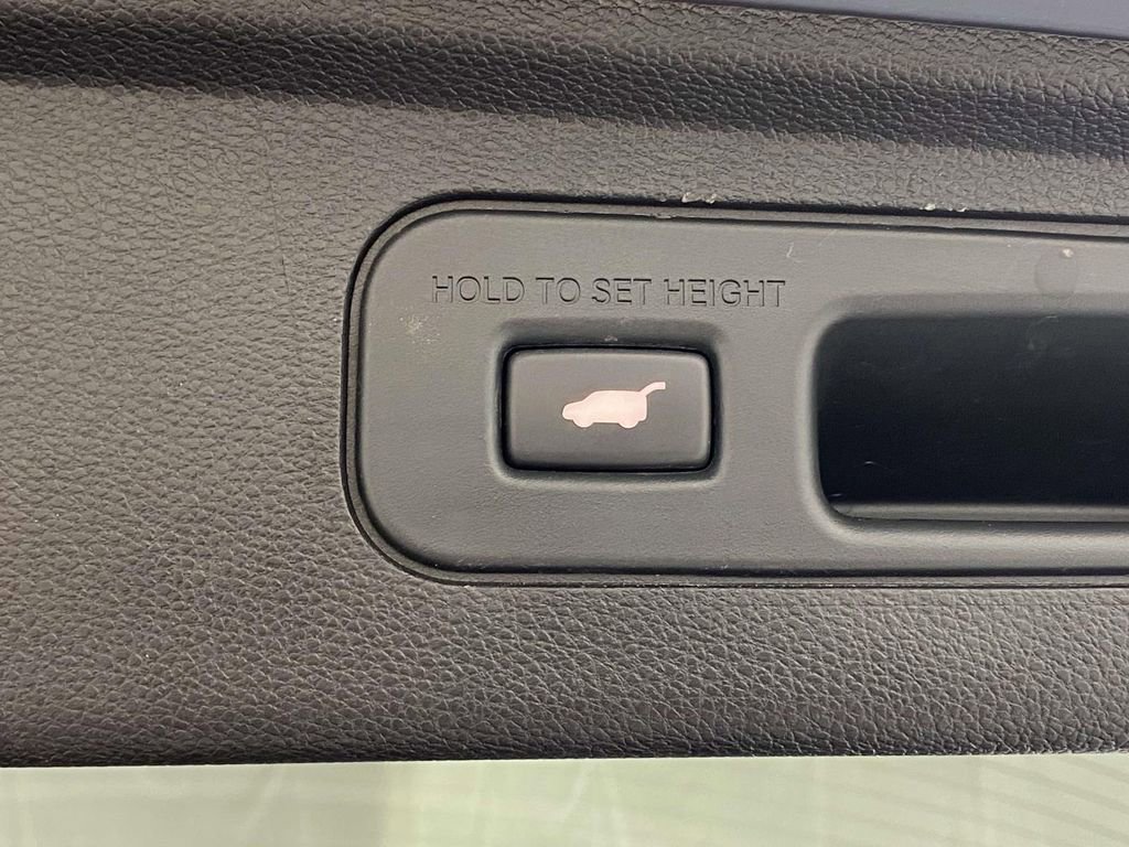 Used 2023 Honda Odyssey Touring image 10