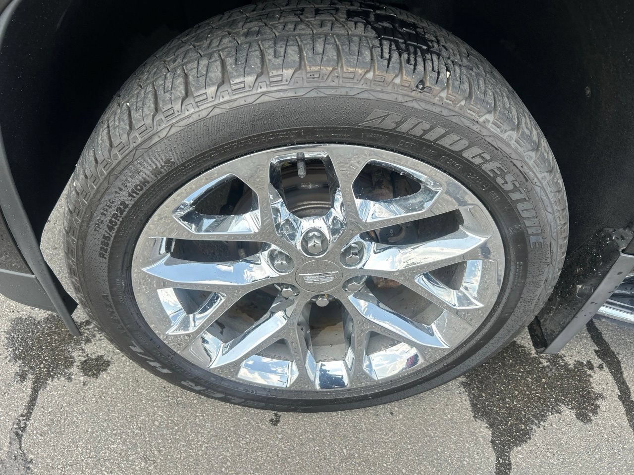 Used 2020 Cadillac Escalade Luxury AWD/4WD image 9