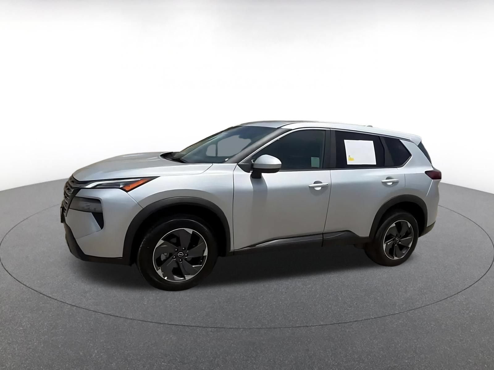 Used 2025 Nissan Rogue SV FWD image 8