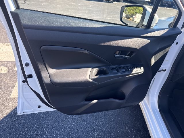 Certified 2025 Nissan Versa SV w/ Trunk Package FWD image 12