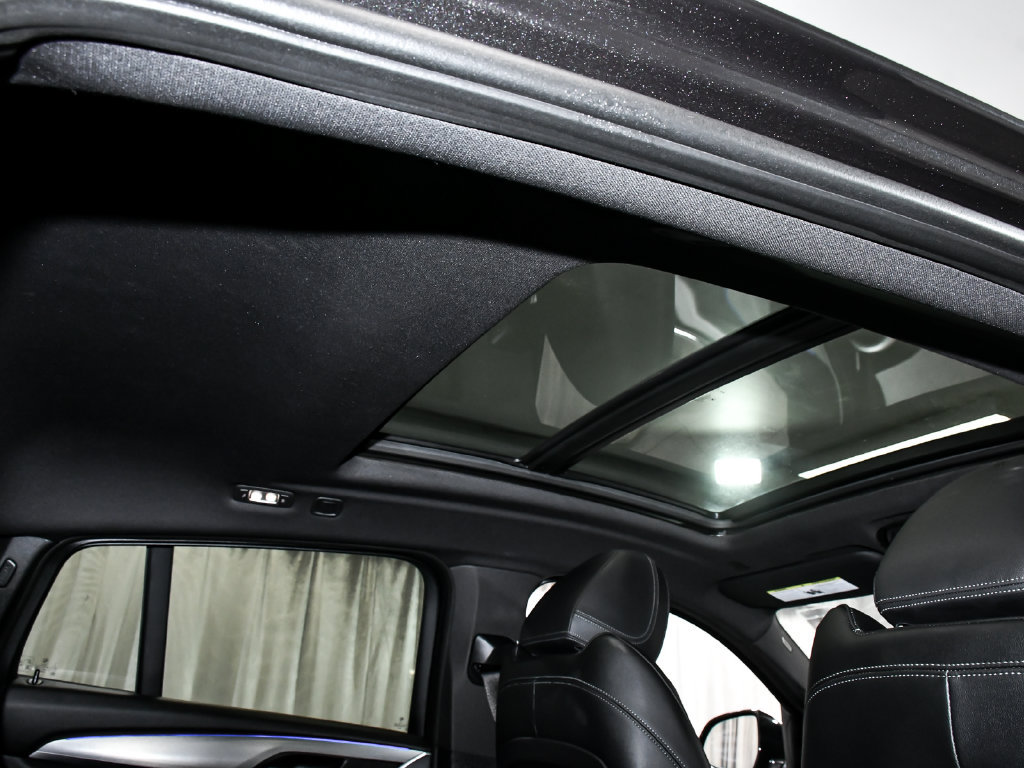 Used 2025 BMW X4 xDrive30i AWD/4WD image 55