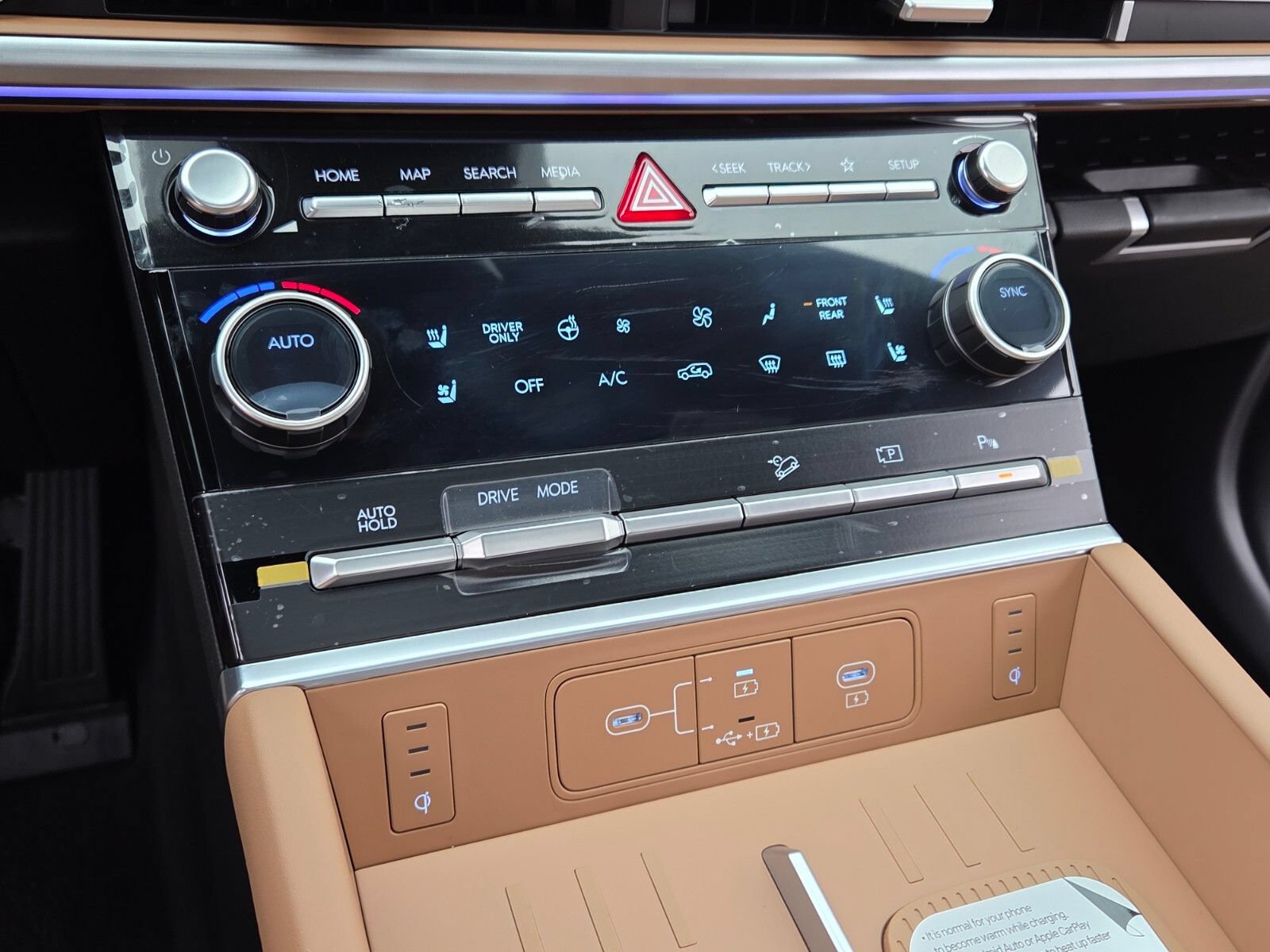 New 2026 Hyundai Santa Fe Calligraphy FWD image 23