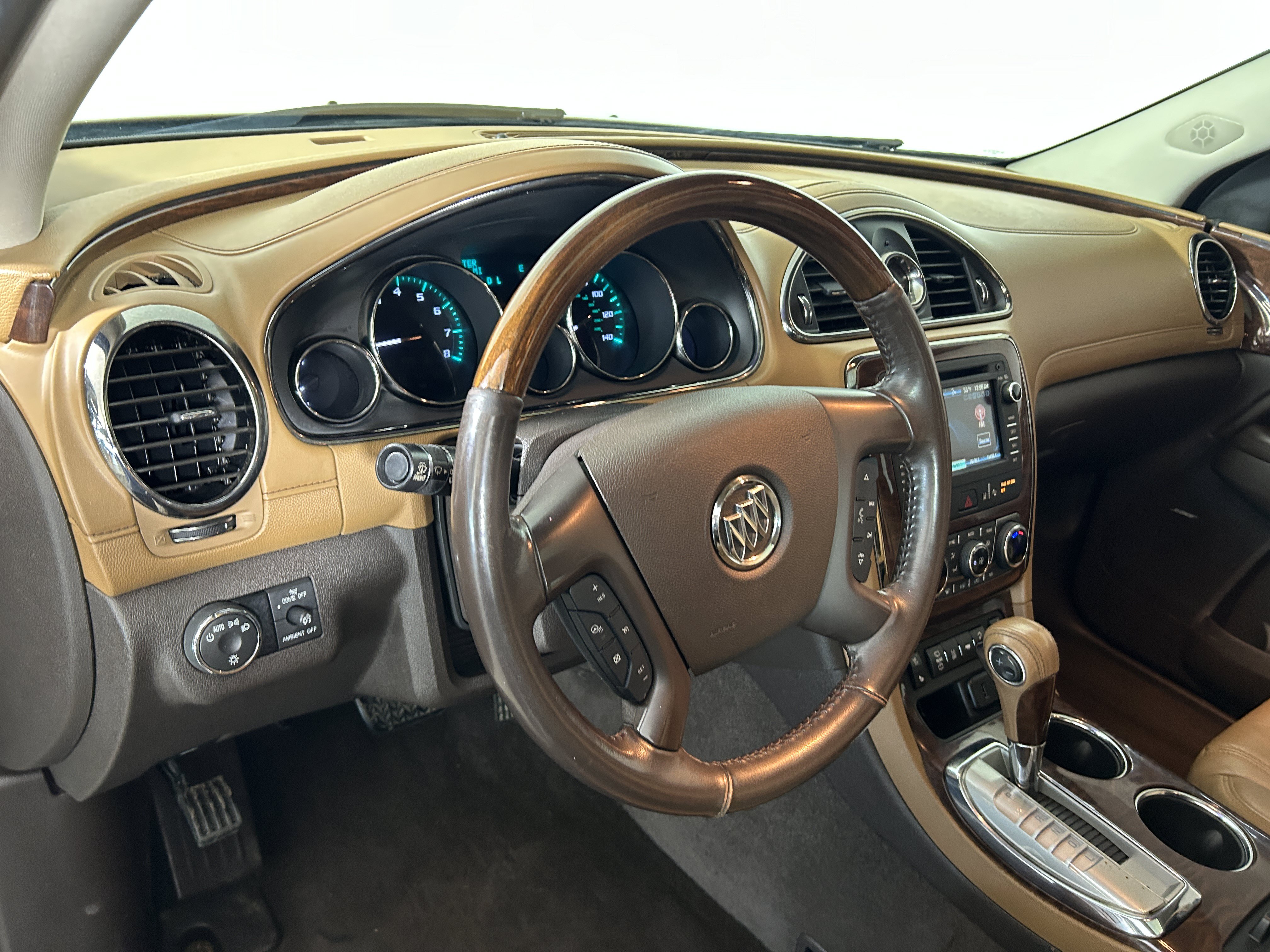 Used 2017 Buick Enclave Premium w/ Experience Buick Package AWD/4WD image 9
