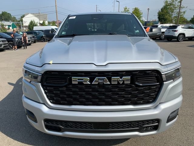 New 2027 RAM 1500 4x4 Crew Cab image 9