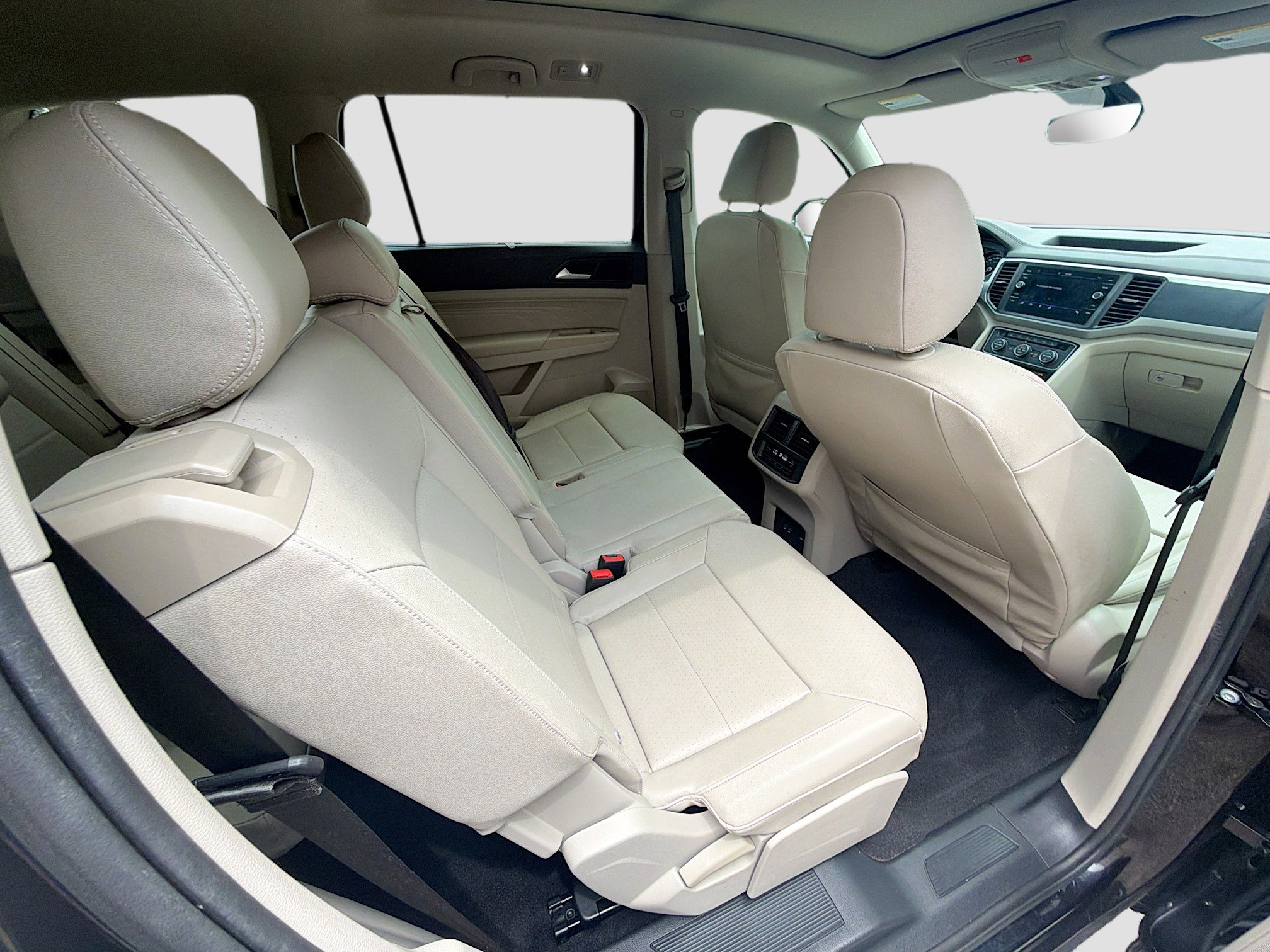 Used 2021 Volkswagen Atlas SE w/ Panoramic Sunroof Package FWD image 28