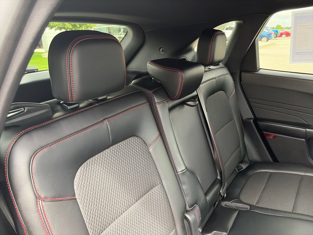 Used 2024 Ford Escape ST-Line w/ Tech Pack #1 AWD/4WD image 32