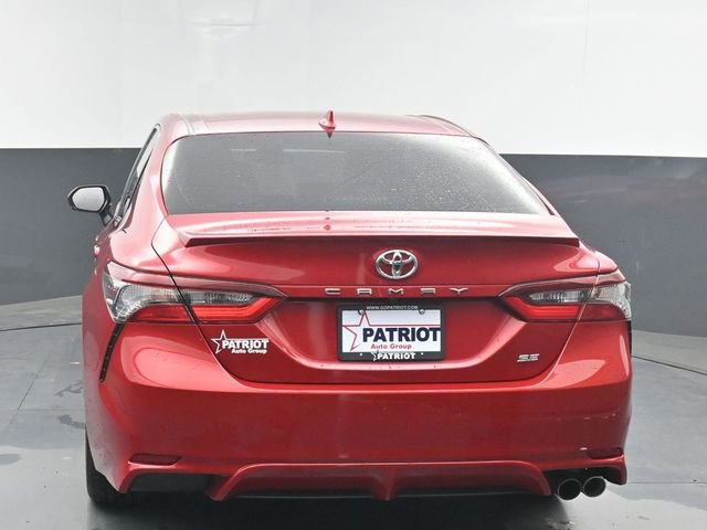 Used 2023 Toyota Camry SE FWD image 4