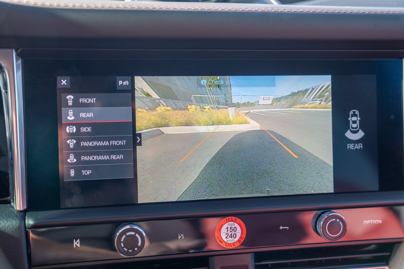 Certified 2026 Porsche Macan AWD/4WD image 19