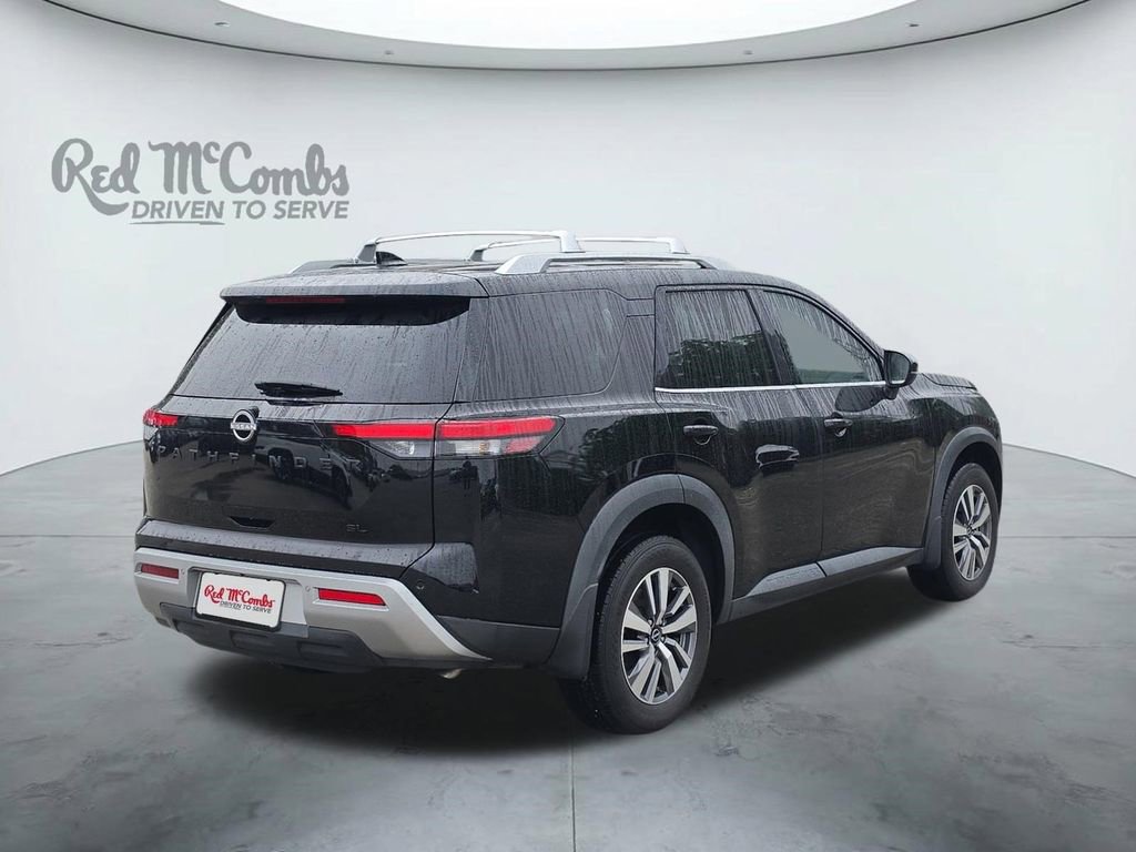 Used 2023 Nissan Pathfinder SL w/ Black Appearance Package image 5
