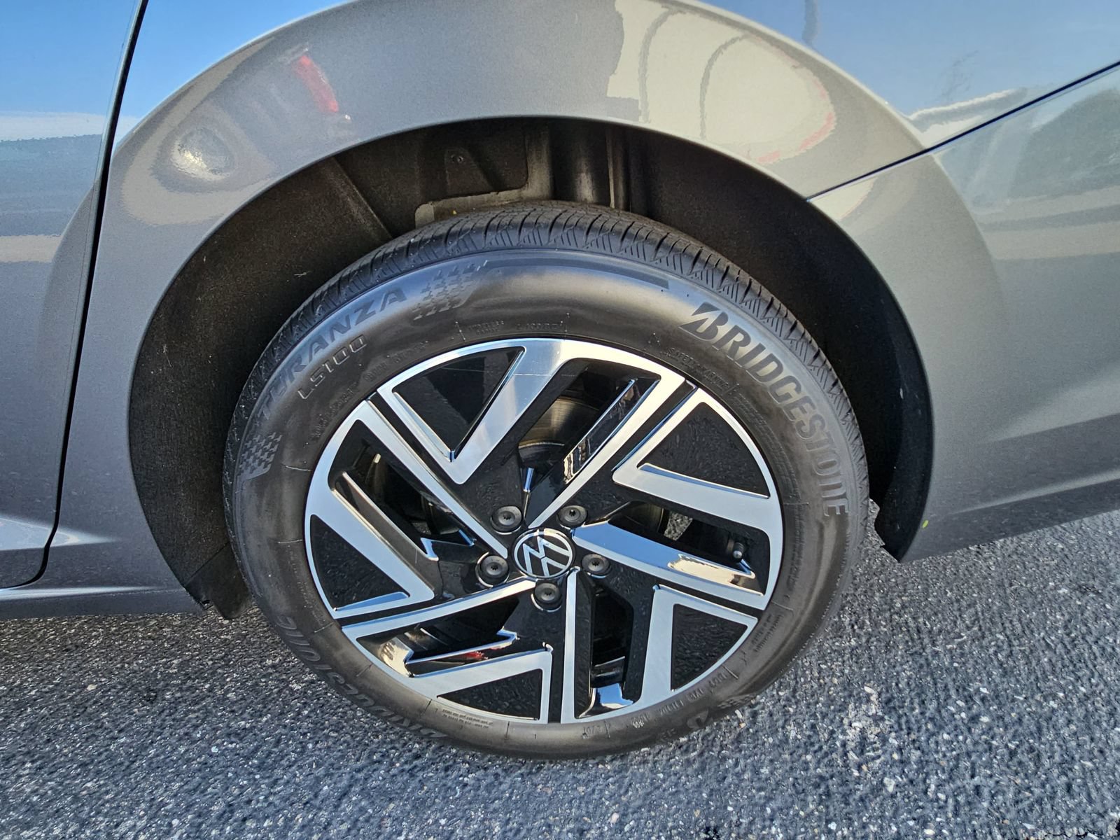 Used 2022 Volkswagen Jetta SEL FWD image 32