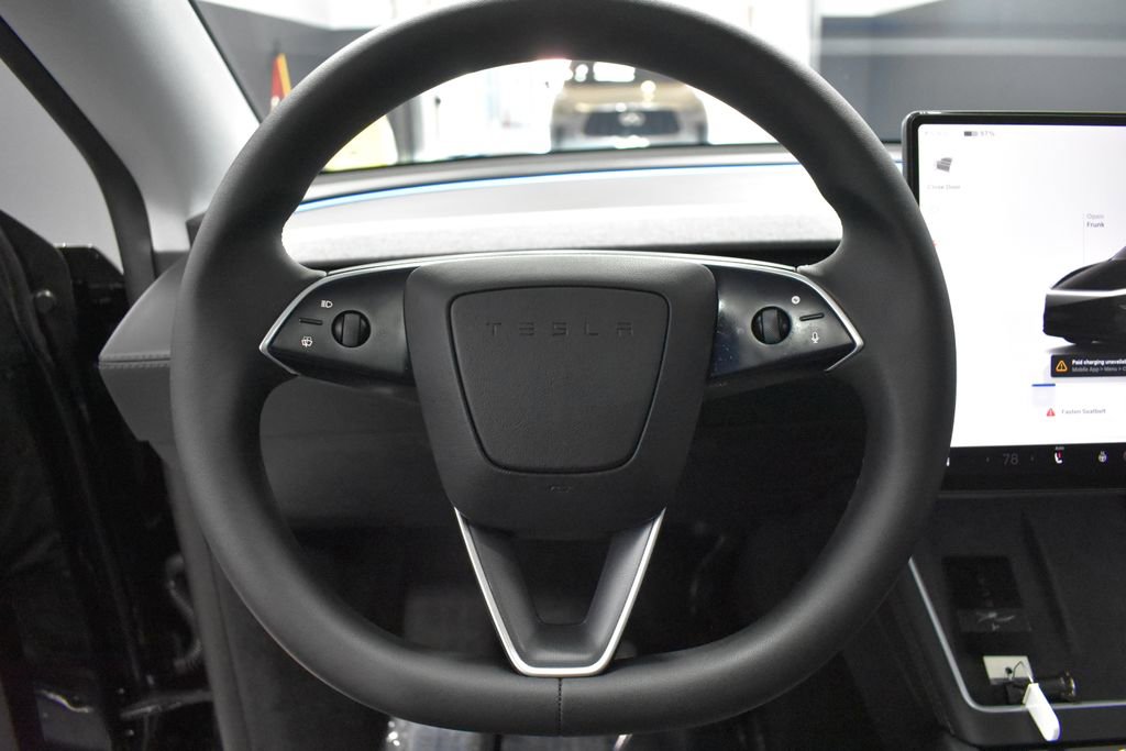 Used 2026 Tesla Model Y Long Range image 26