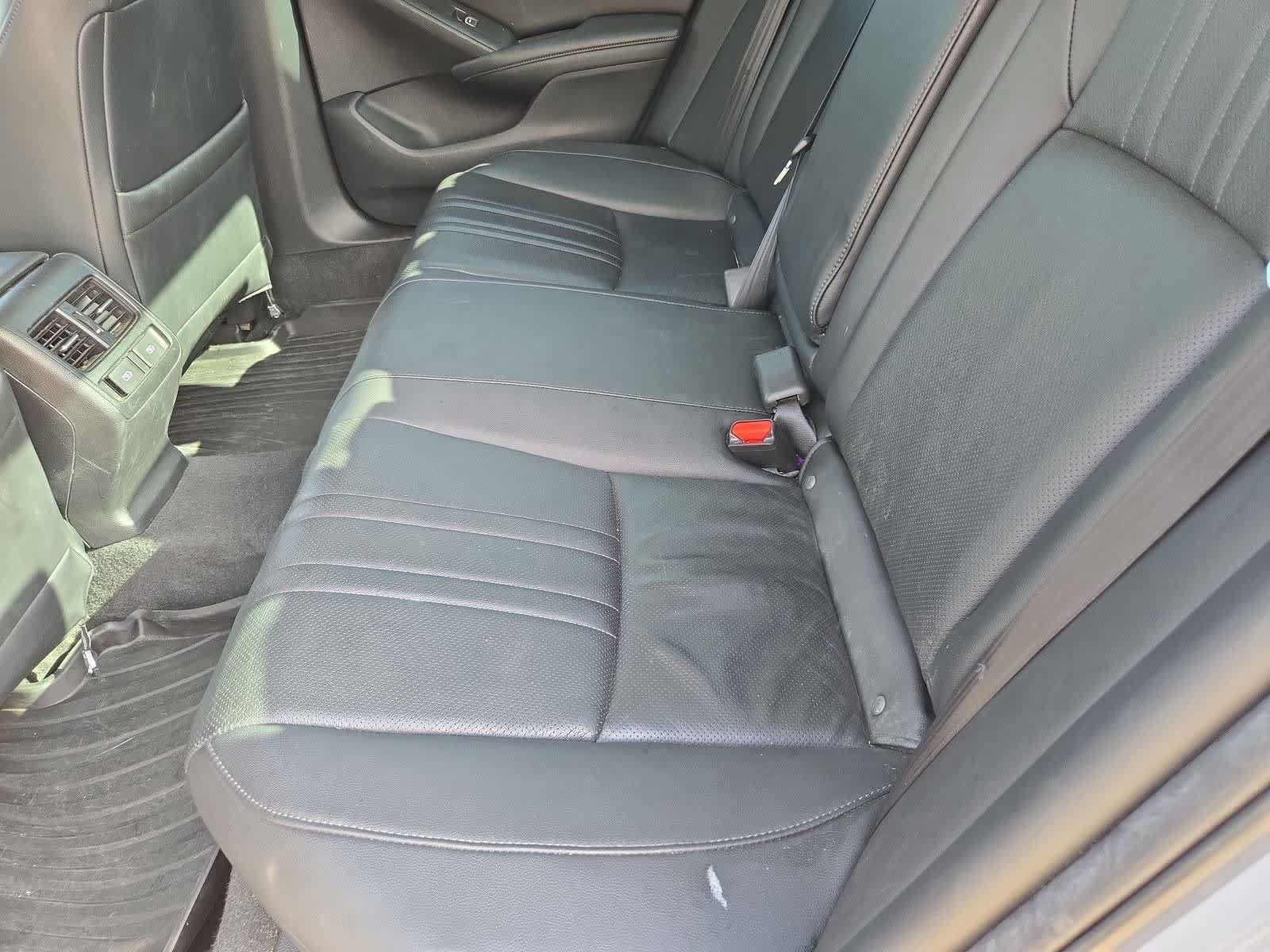 Used 2021 Honda Accord Touring image 19
