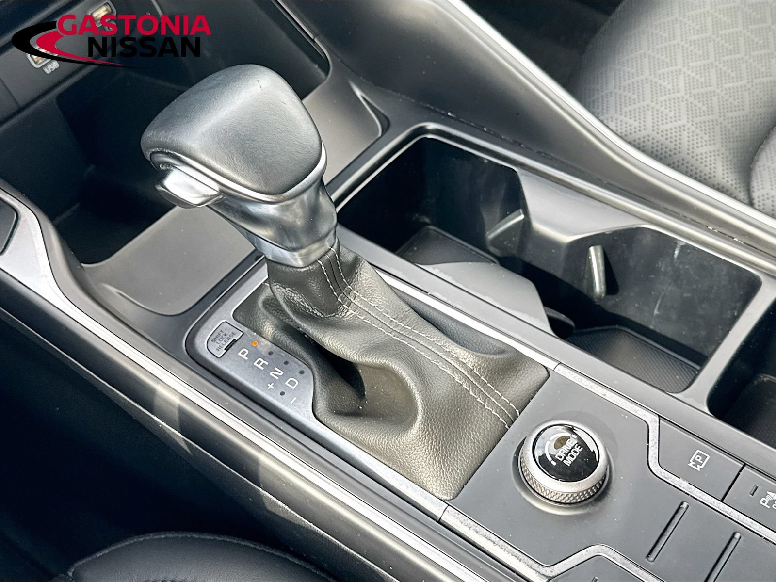 Used 2022 Kia Sorento S FWD image 22
