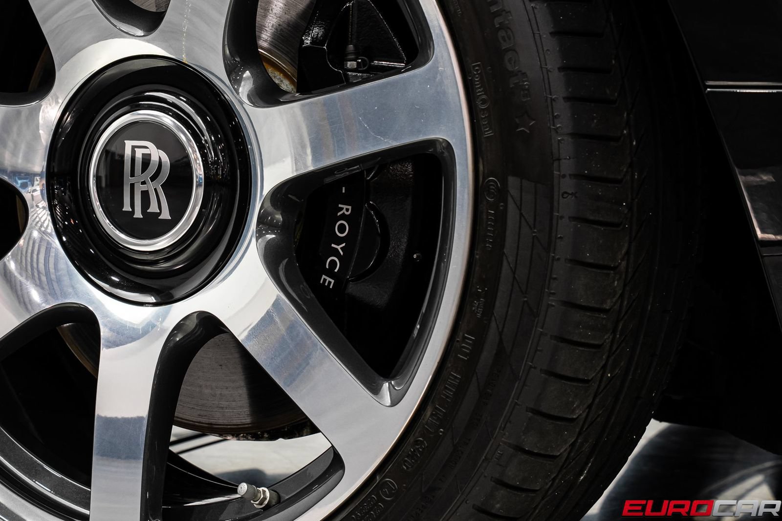 Used 2017 Rolls-Royce Dawn RWD image 24