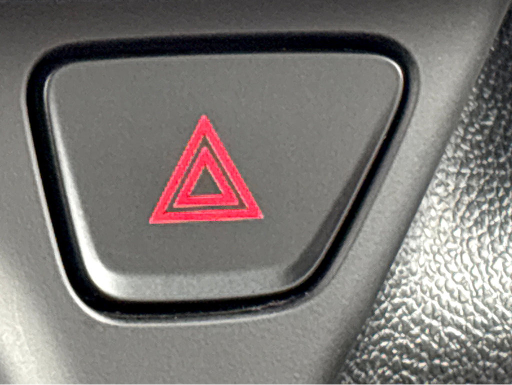 Used 2026 Chevrolet Trax RS w/ Sunroof Package image 24