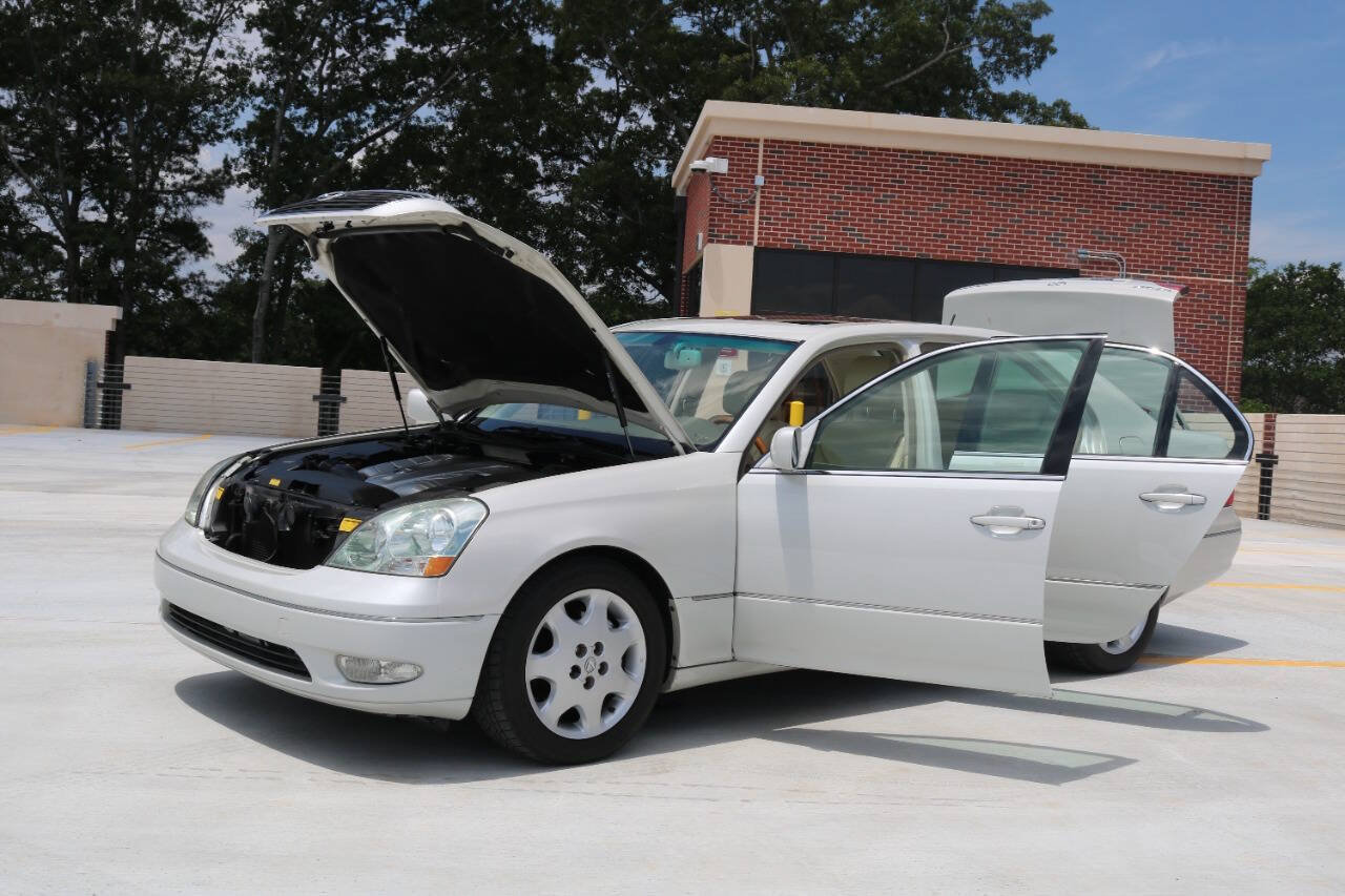 Used 2001 Lexus LS 430 RWD image 77