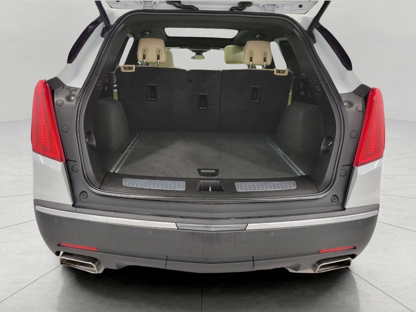 Used 2019 Cadillac XT5 Premium Luxury image 15