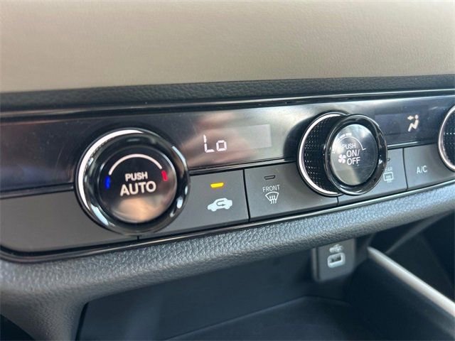 Used 2025 Honda HR-V LX image 15