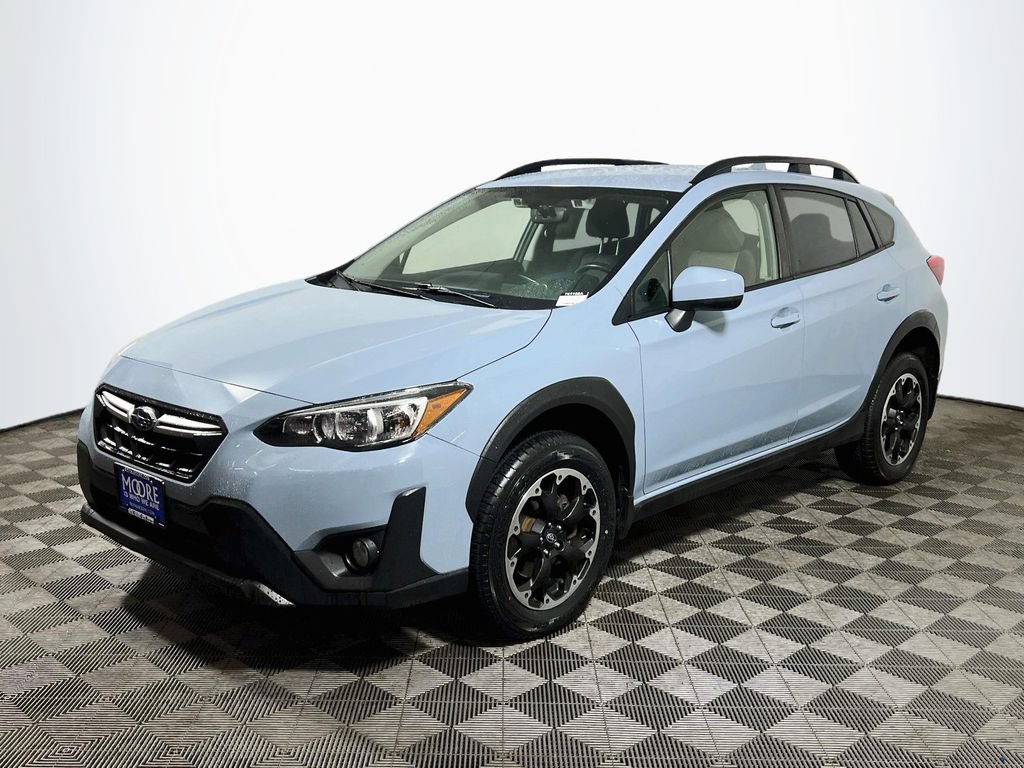 Used 2023 Subaru Crosstrek 2.5i Premium AWD/4WD image 3