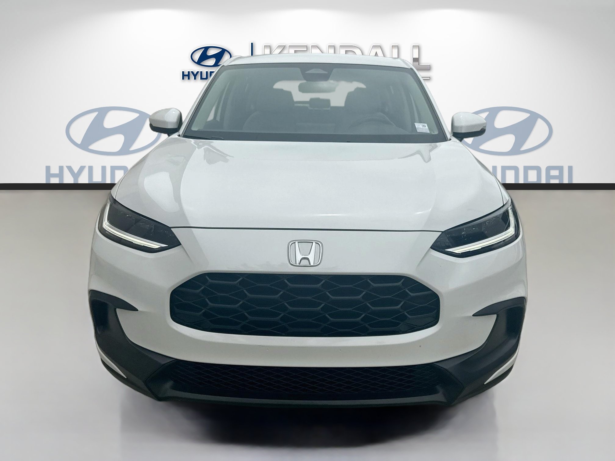 Used 2025 Honda HR-V LX image 2