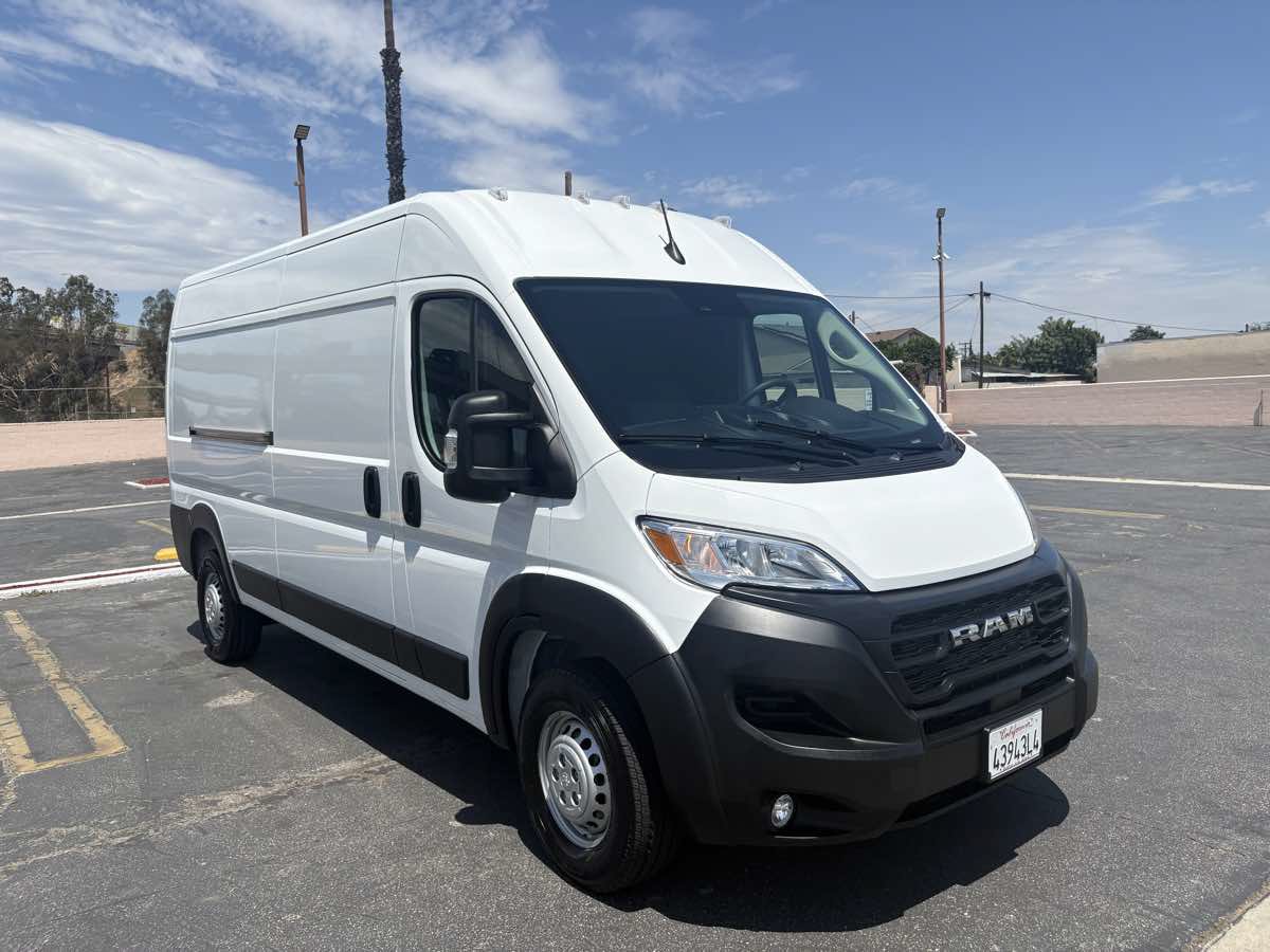 Used 2026 RAM ProMaster 2500 w/ Convenience Group FWD image 37