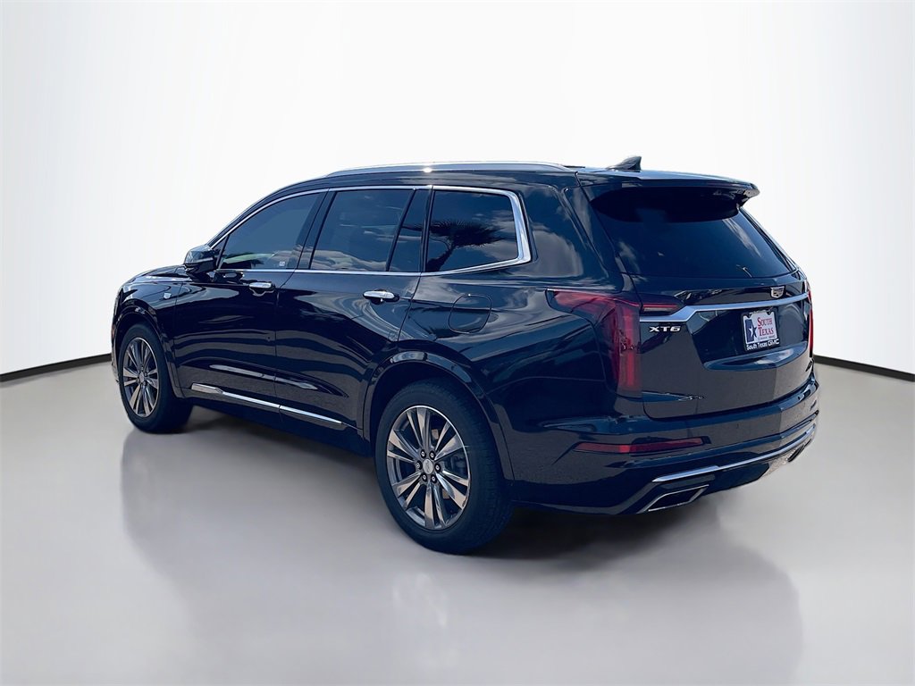 Used 2021 Cadillac XT6 Premium Luxury image 5