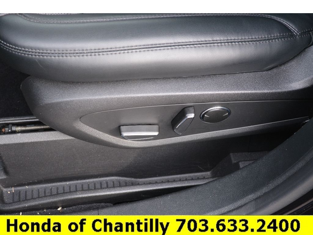 Used 2023 Lincoln Nautilus Reserve AWD/4WD image 30