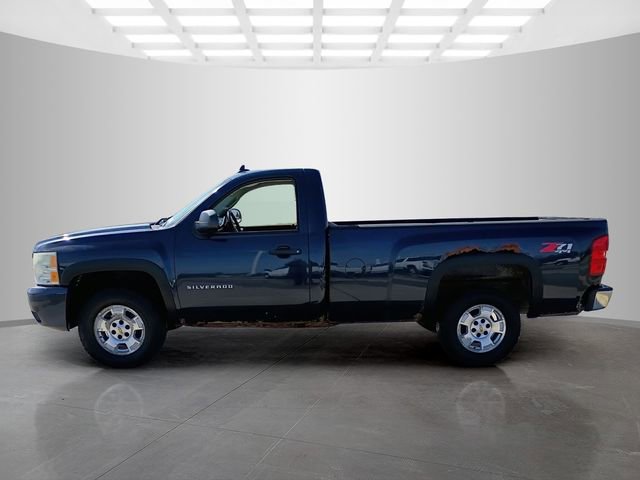 Used 2010 Chevrolet Silverado 1500 LT w/ Interior Plus Package image 6
