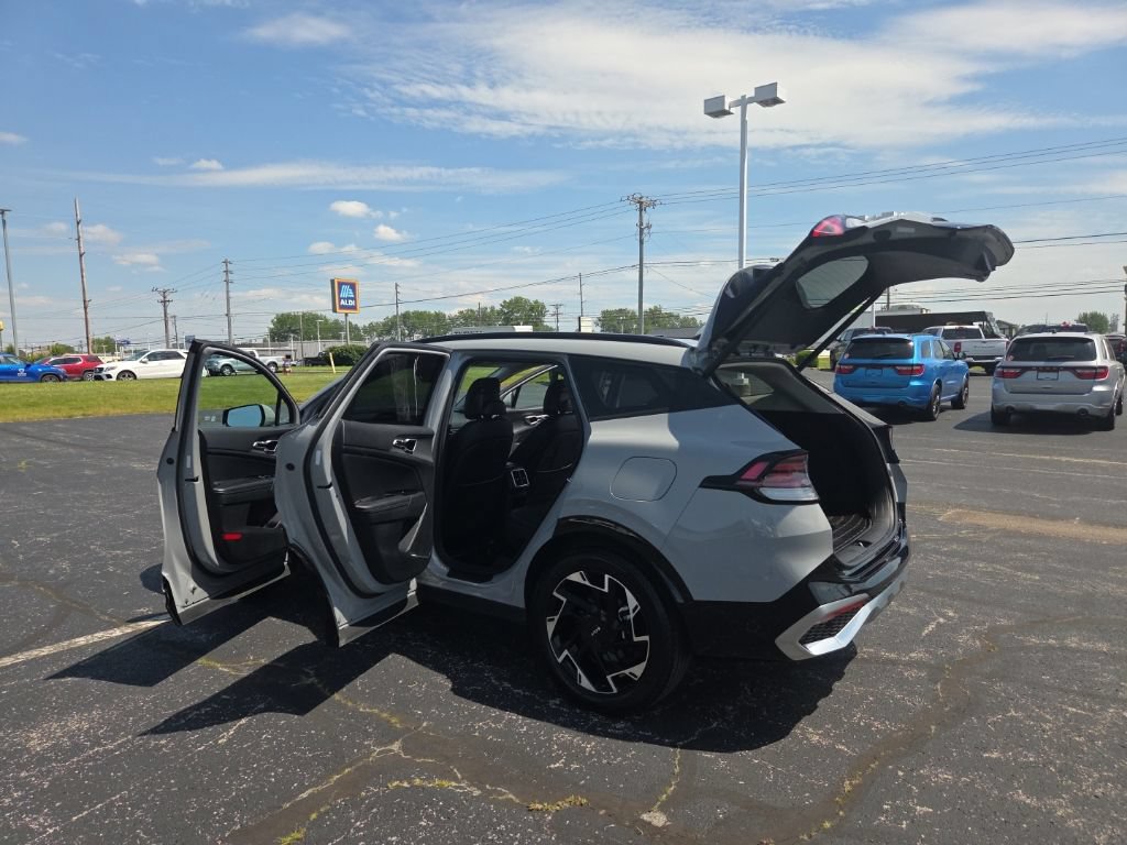 Used 2023 Kia Sportage SX FWD image 21