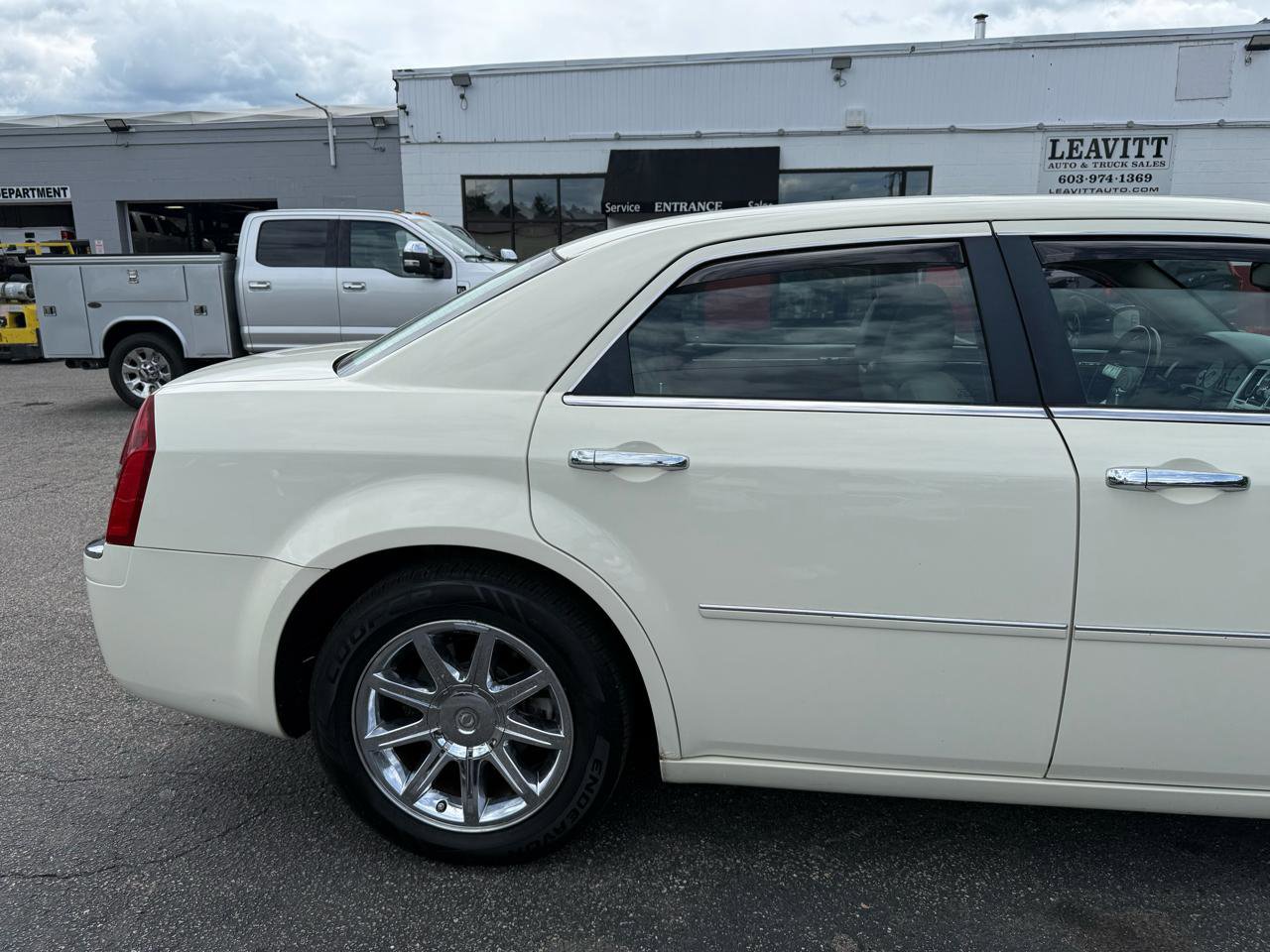 Used 2006 Chrysler 300 C RWD image 12