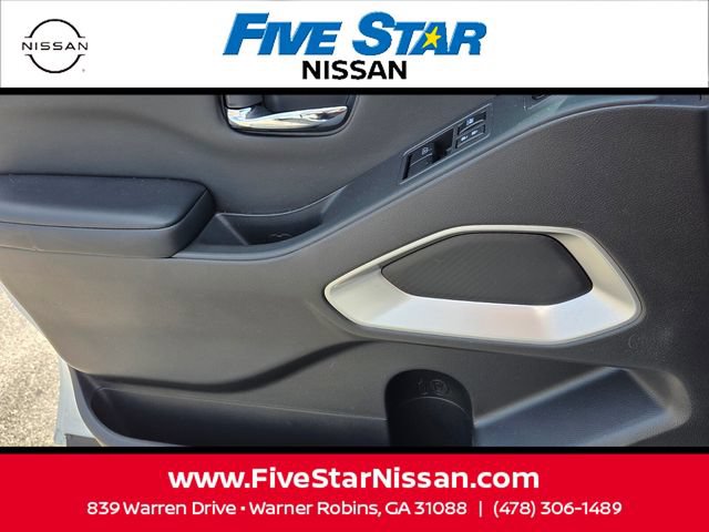 Used 2025 Nissan Frontier SV RWD image 27