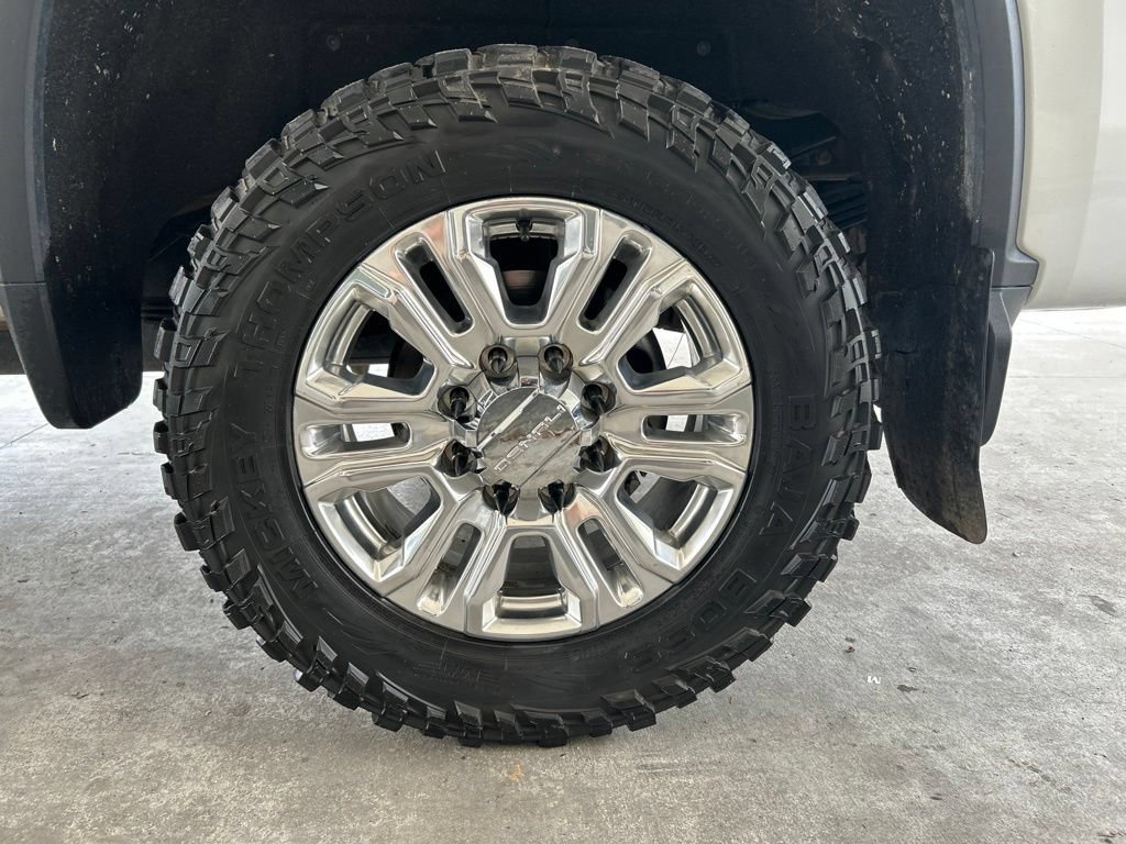 Used 2022 Chevrolet Silverado 3500 LT w/ All Star Edition AWD/4WD image 18