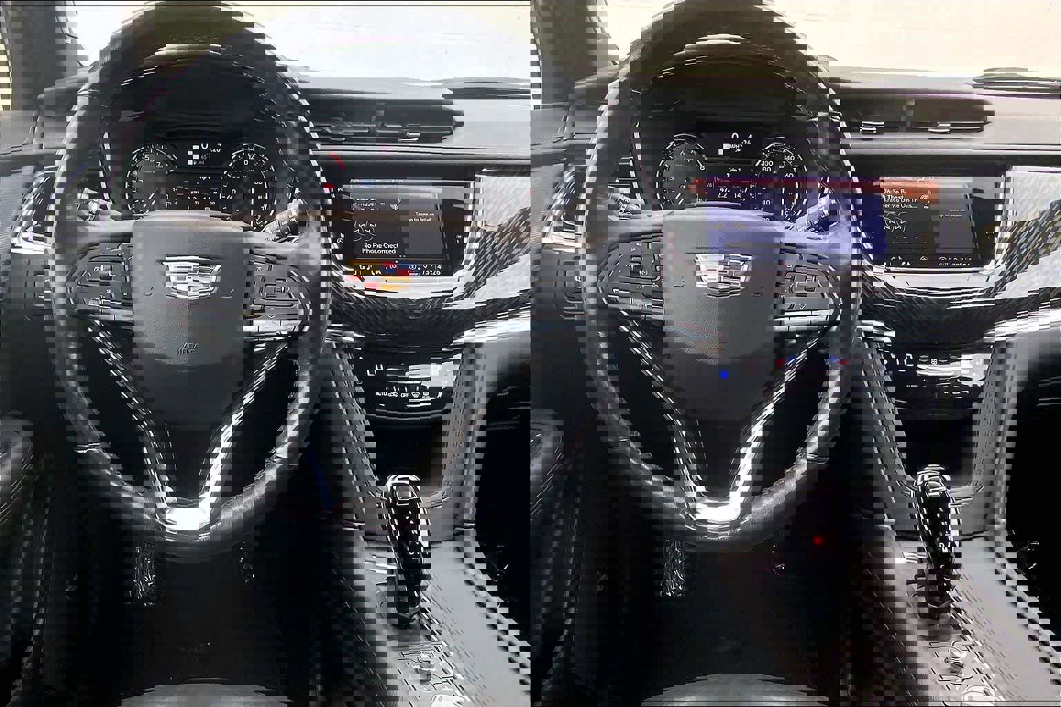 Used 2024 Cadillac XT6 Premium Luxury image 15