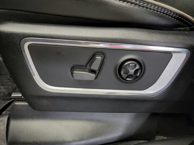 Used 2021 RAM 1500 Laramie AWD/4WD image 33